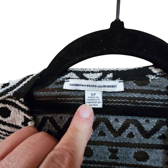 American Eagle Outfitters Black & White Aztec Open Front Cardigan  S - Picture 3 of 3